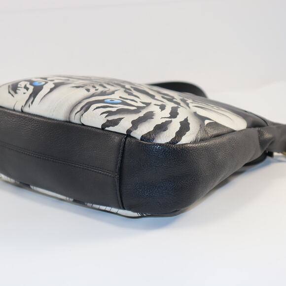 Anuschka Hand-Painted Leather Crossbody Bag – White Tiger Art - Picture 5 of 7